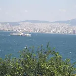Bueyuekada Marine House Hotel